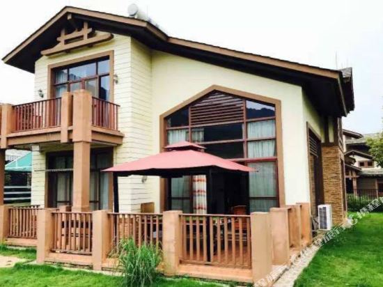 清远小英德式温泉别墅