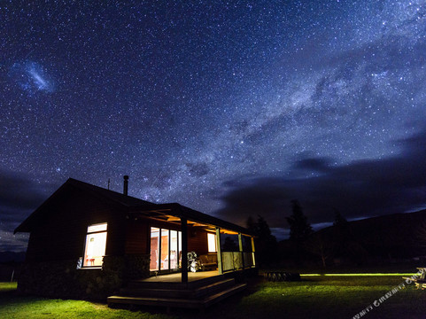 马纳普里酒店住宿-Kepler Oaks