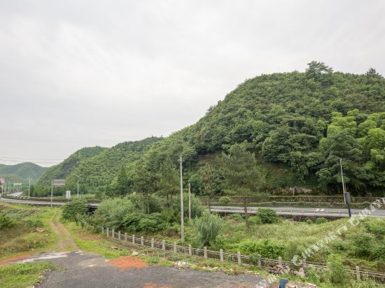 安吉一挽温晴民宿