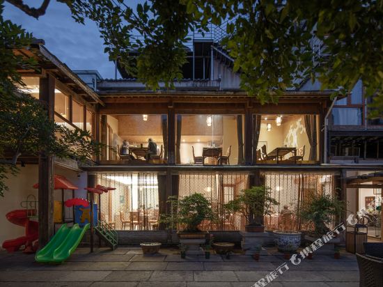 安吉桃花源民宿