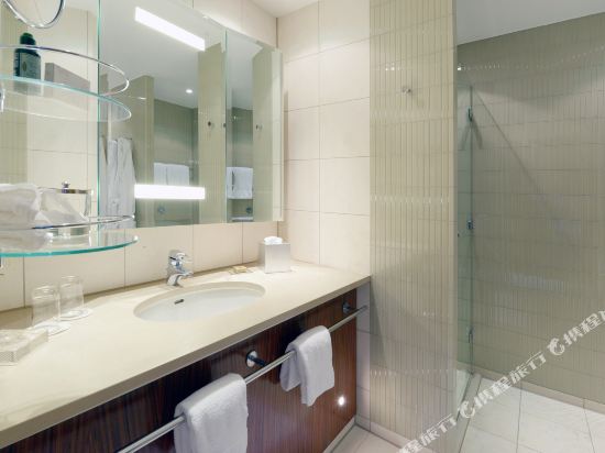 Canary Riverside Plaza Hotel Room Type - Superior Twin Room