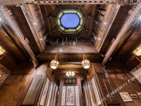 婺源月亮湾俞家高端度假宅院