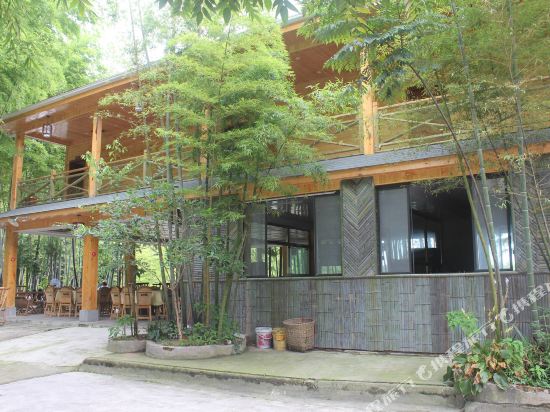 蜀南竹海林中餐馆