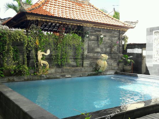 S 8 Suardana Hotel Bali Price Address Reviews - 