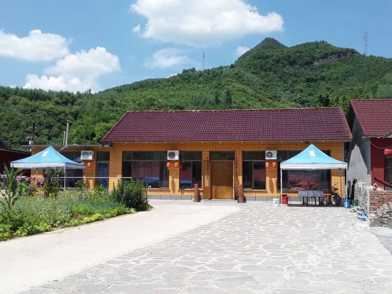 宽甸聚缘农家院