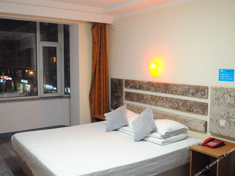 E＋概念宾馆(通化中心医院店)