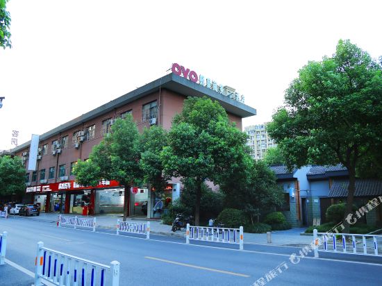 杭州蜂巢商务酒店