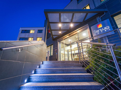 贝纳斯科酒店住宿-圣路易酒店