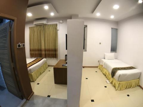 Hotel Ba Thaung-官方