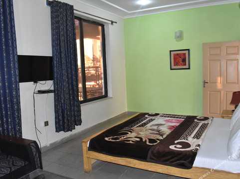 Bagh酒店住宿-Hotel Falcon Inn