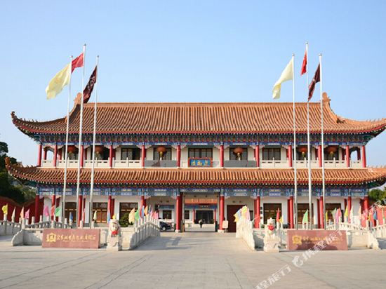 益阳皇家湖游乐园