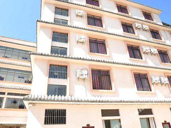 腾冲竹园温泉酒店