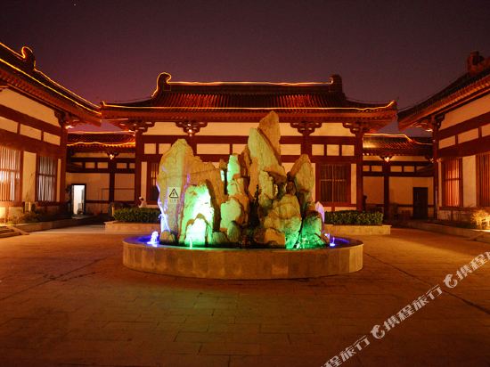 蒲城紫荆阁酒店