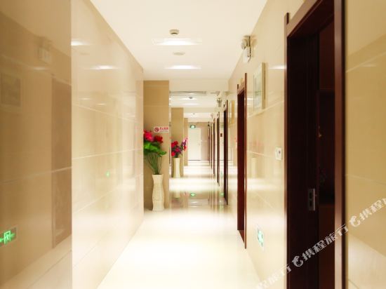 泰州忆家快捷酒店