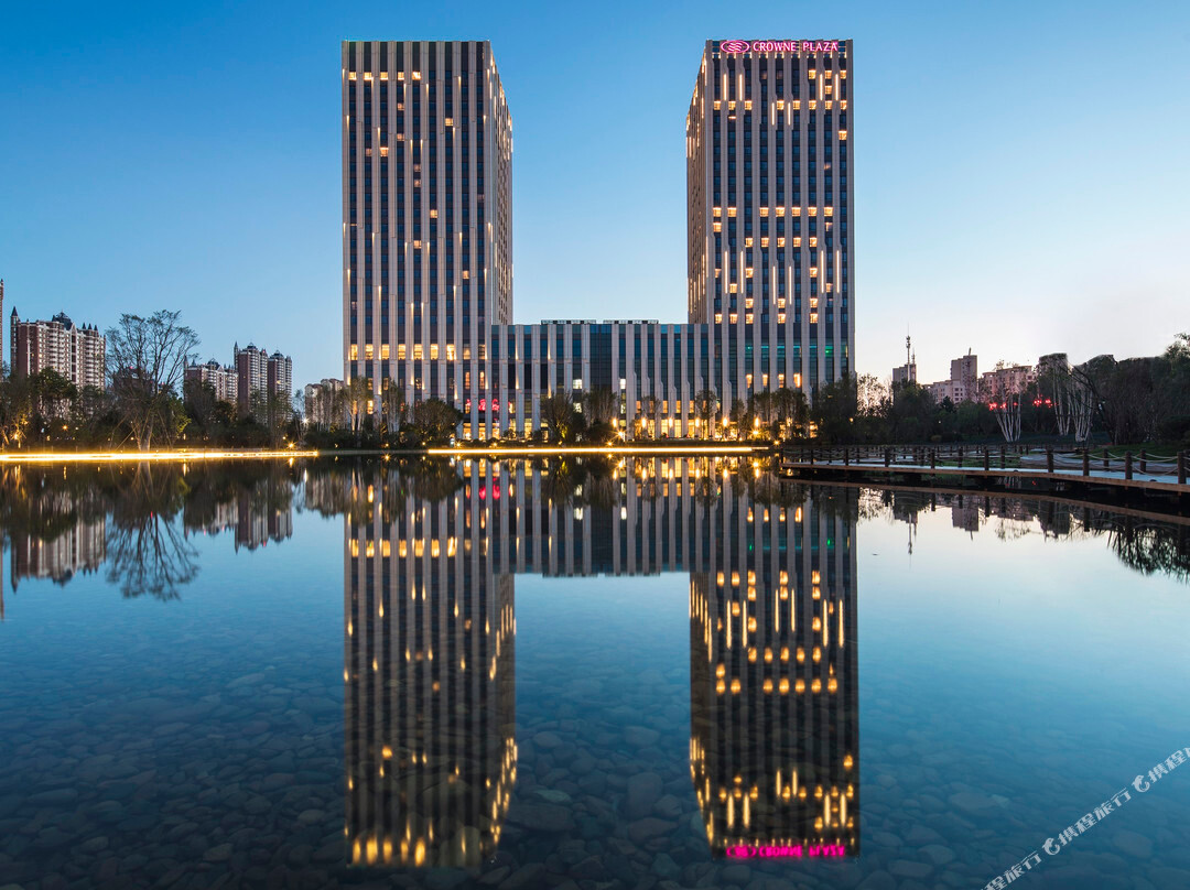 哈尔滨松北融创皇冠假日酒店