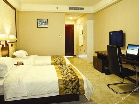 元凯假日大酒店