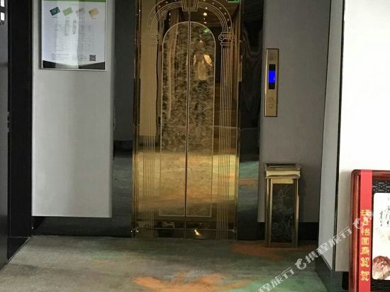 榴莲糖果精选酒店(宣城高铁站店)