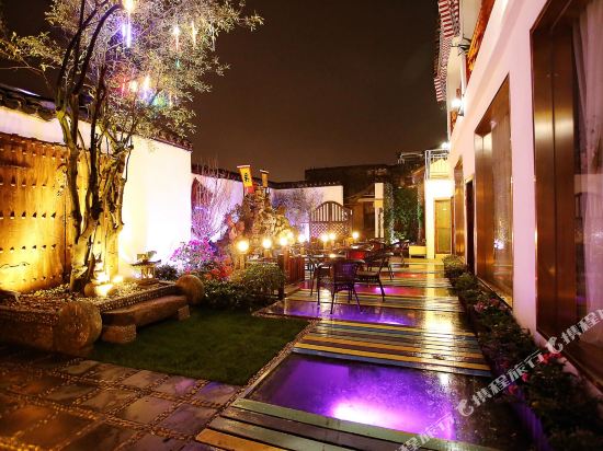 风遛妙居民宿(嘉兴窑砖路店)