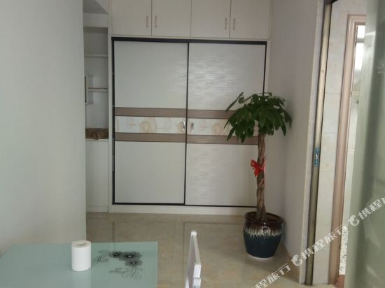 柳州舒适家庭公寓