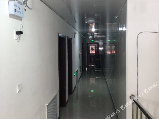 海林瑞雪阁民宿