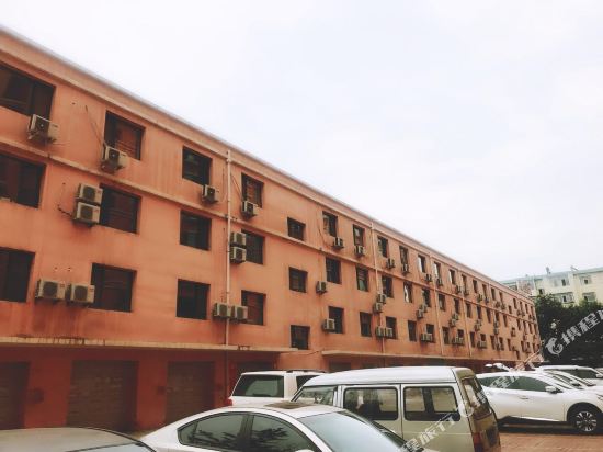 鼎誉宾馆(包头师院北门店)