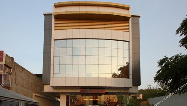 Jhansi酒店住宿-Hotel Sheela Shree Plaza