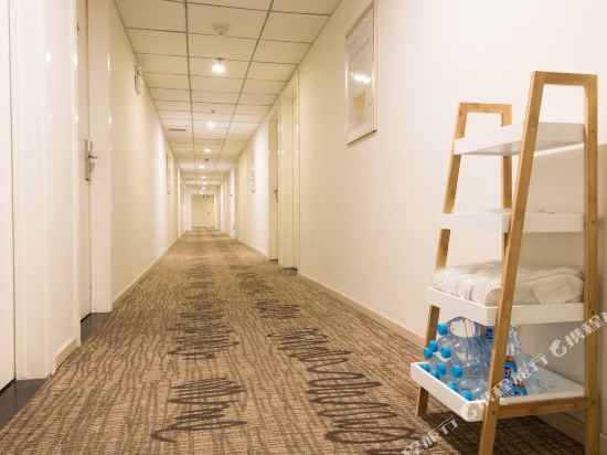 怡莱酒店(榆林二街西亚大厦店)