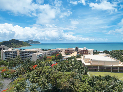 神州半岛福朋喜来登酒店主图