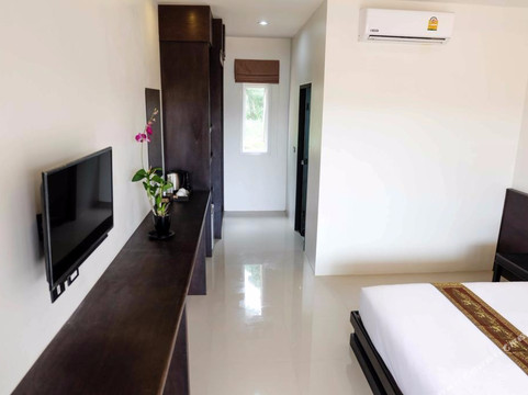 The Oasis Khaolak Resort