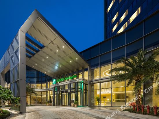 韶关摩尔城假日酒店