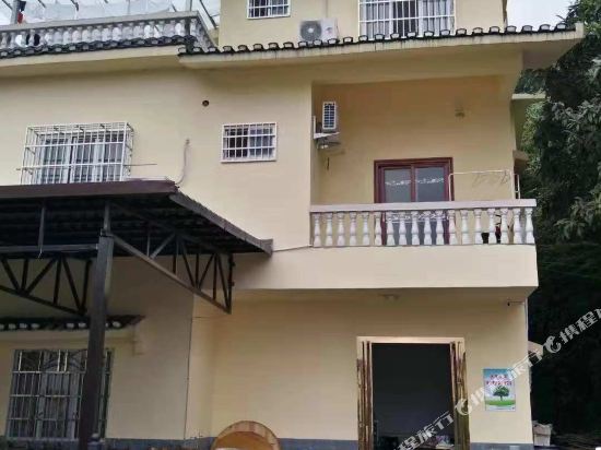 梧桐墅(一楼设梧州妹餐馆)