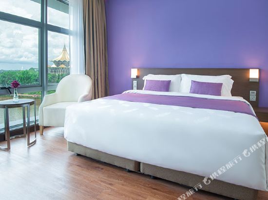 Astana Wing - Riverside Majestic Hotel Room Type - Executive Deluxe Room with River View Astana Wing - Riverside Majestic Hotel Room Type - Executive Deluxe Room with River View