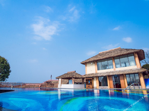 清镇悦·四季康养度假中心