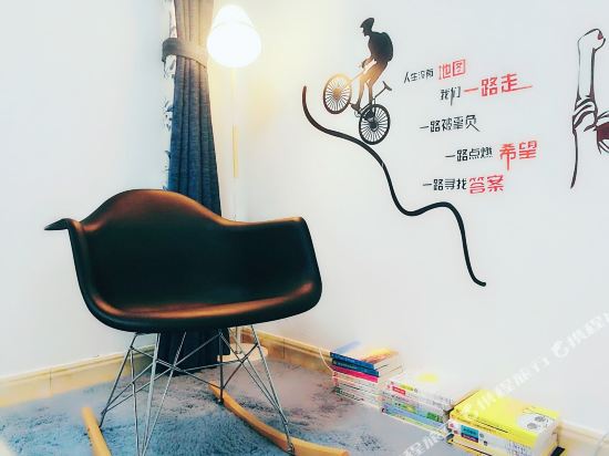 日照遇见呦呦鹿鸣公寓