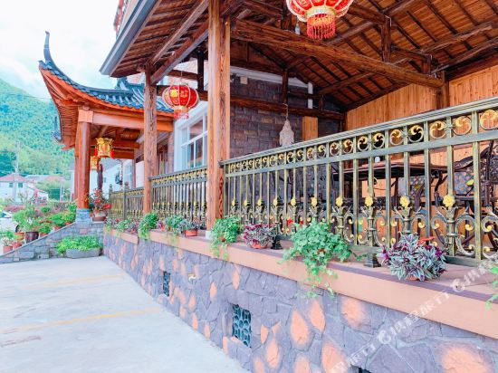 云上草原·安吉龙红庄园民宿