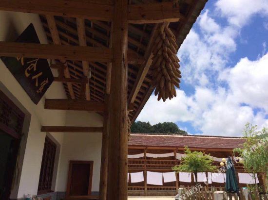 汉中米仓人家休闲山庄