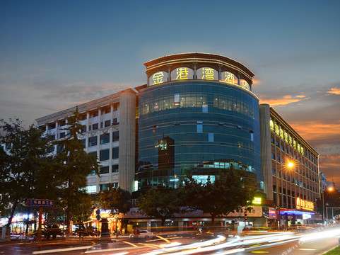 成都璟瑞金港湾酒店(西南交大抚琴夜市店)主图