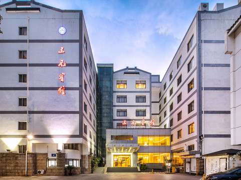 苏州三元宾馆（观前街三元坊地铁站店）主图