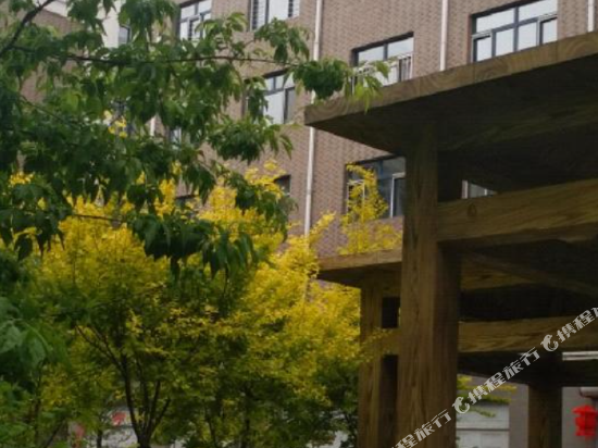 海伦鸿福家庭式宾馆