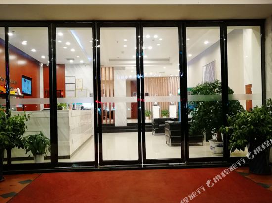 城市便捷酒店(丰城火车站剑邑大道店)