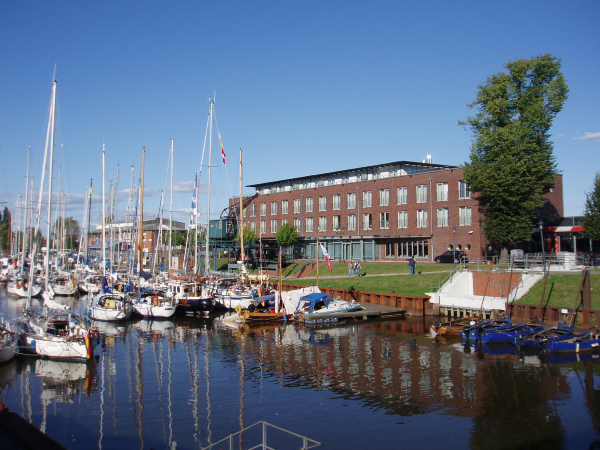 施塔德H+ 酒店-官方