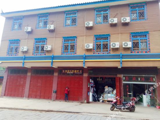 泸沽湖昌盛酒店