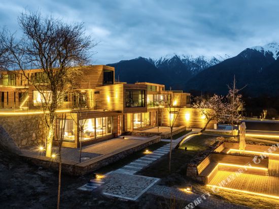 山泽居度假酒店(林芝机场店)