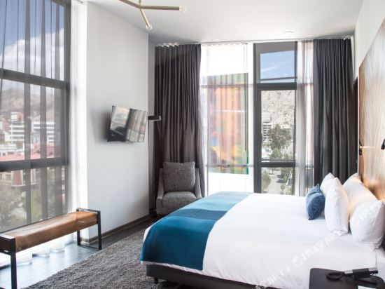 Atix Hotel, a Member of Design Hotels Room Type - Suite (Atix)