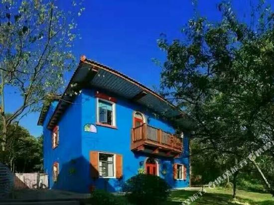 新余彩色村度假酒店