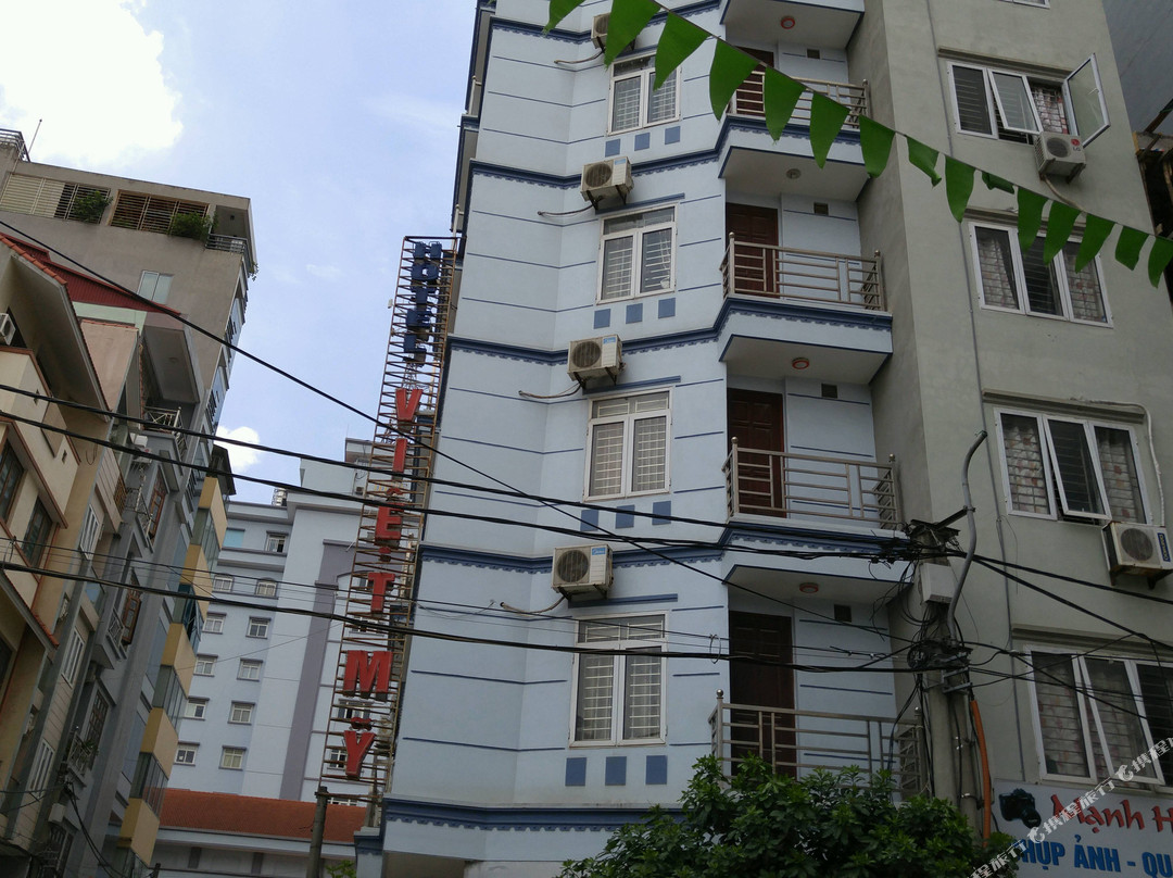 哈赫萨越麦酒店