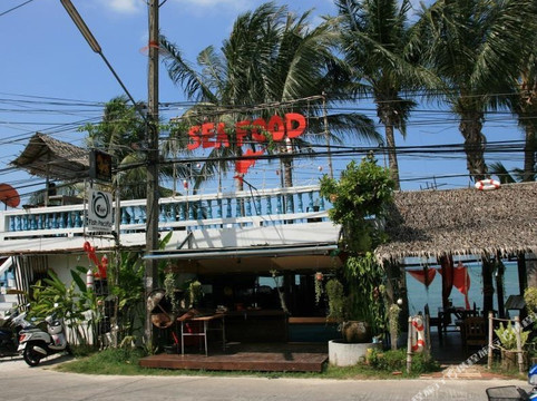 Ban Chalok Ban Kao酒店住宿-新孔度假酒店