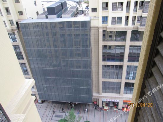 金堂简单爱商务公寓