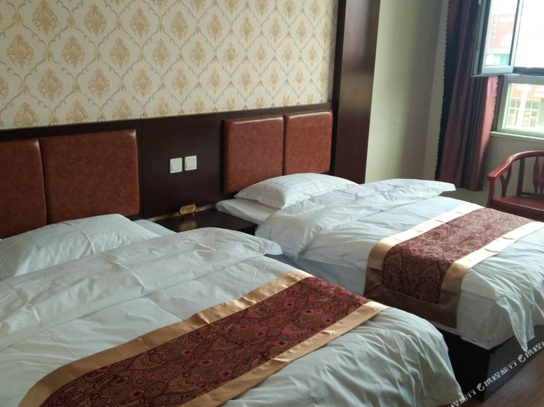 济南良友精品酒店（章丘第三人民医院店）