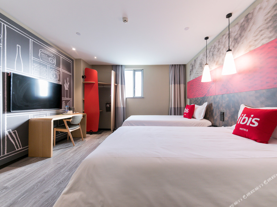 宜必思酒店(上海松江大学城文诚路店)主图